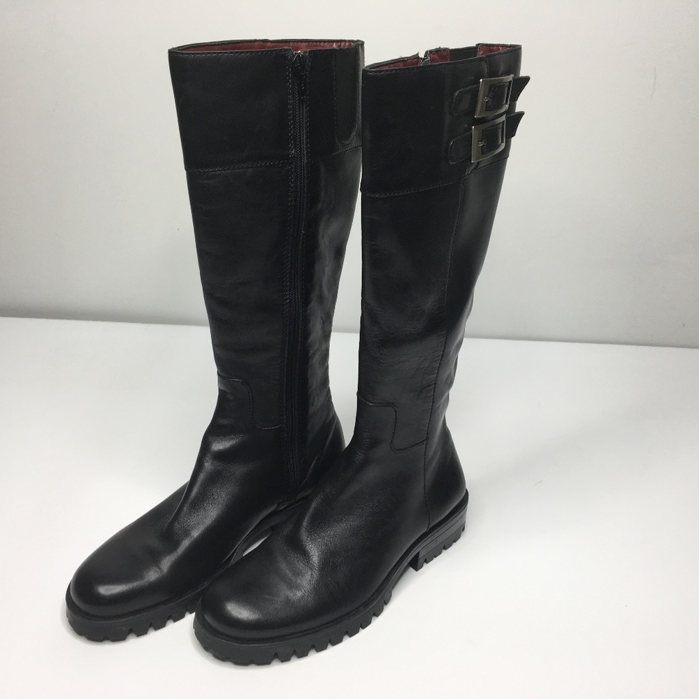 Nine West Women's Black Boot Size 6 1/2M